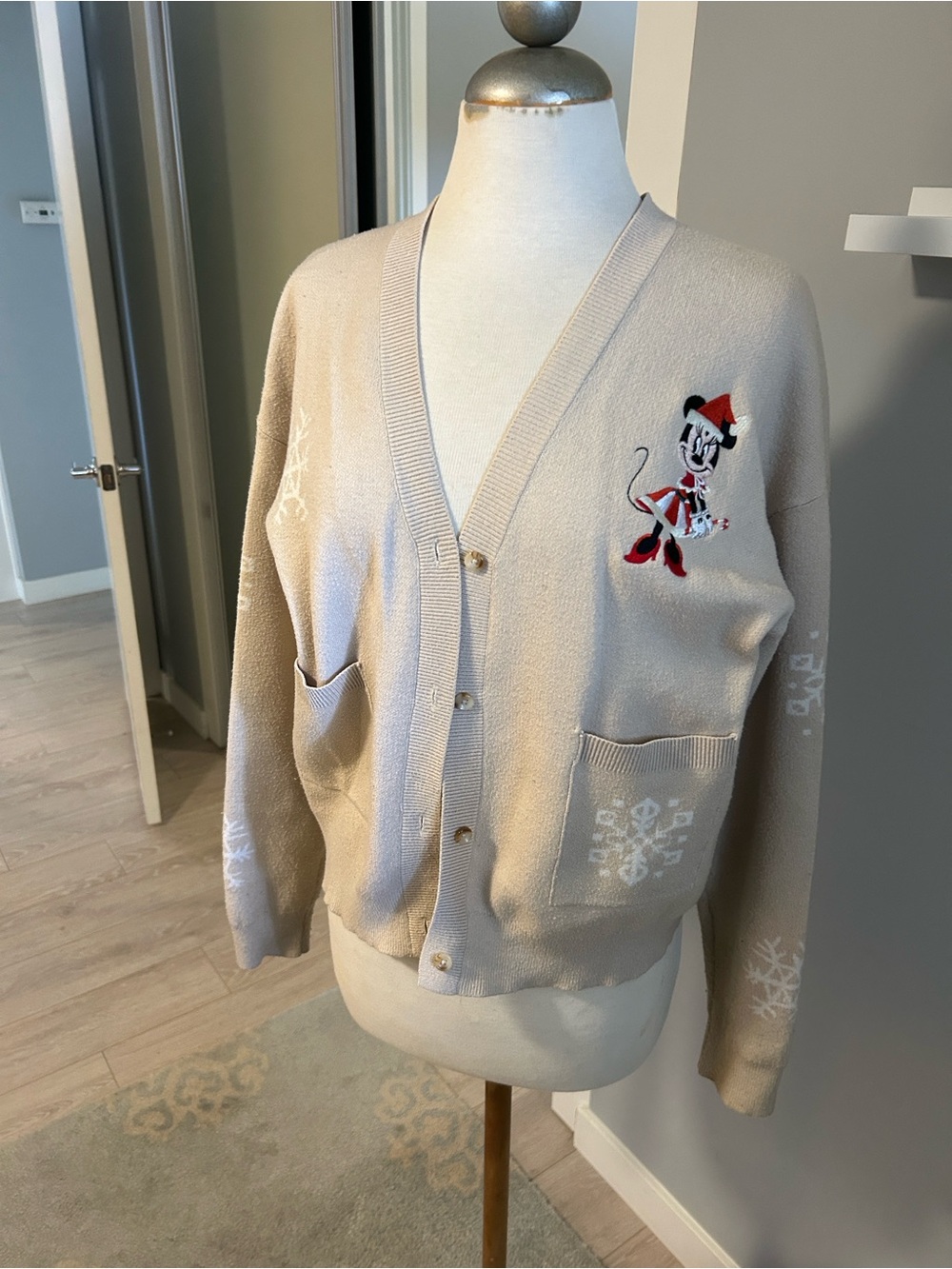 Beige Holiday Cardigan Sweater with Festive Character Embroidery